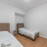 Beautiful Center Apartment